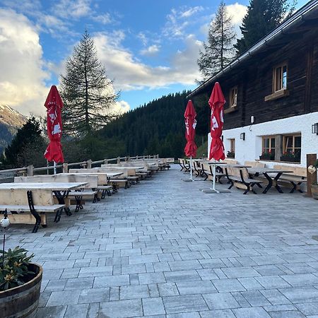 Peer Alm Hotel Navis Kültér fotó