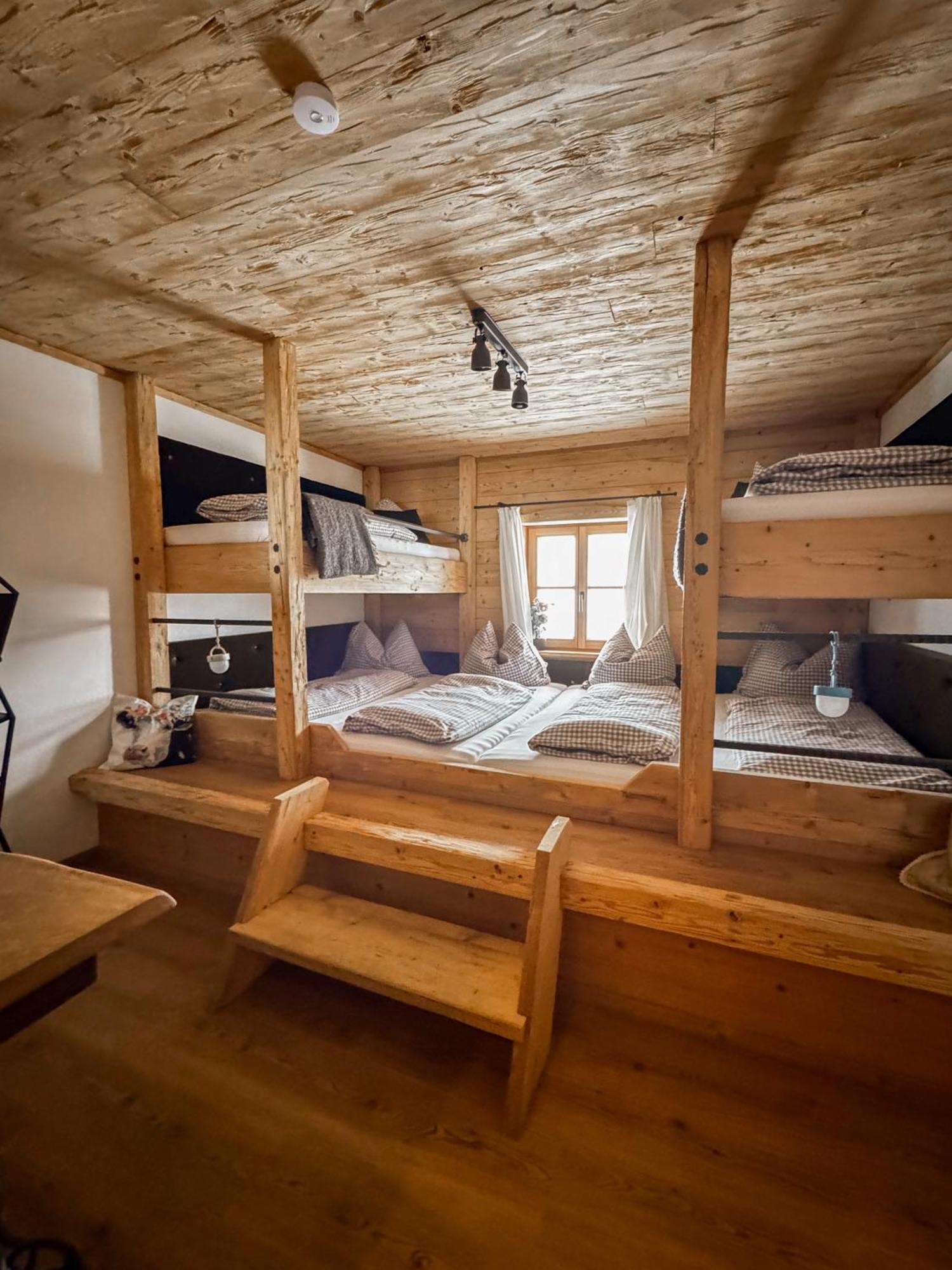 Peer Alm Hotel Navis Kültér fotó